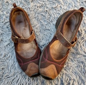 Women's Jambu Leather Mary Jane Style Hiking Water Outdoor Shoes